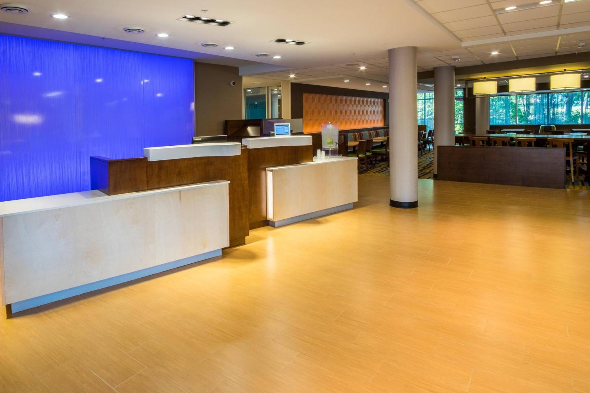 Fairfield Inn & Suites By Marriott Wisconsin Dells Lake Delton Экстерьер фото