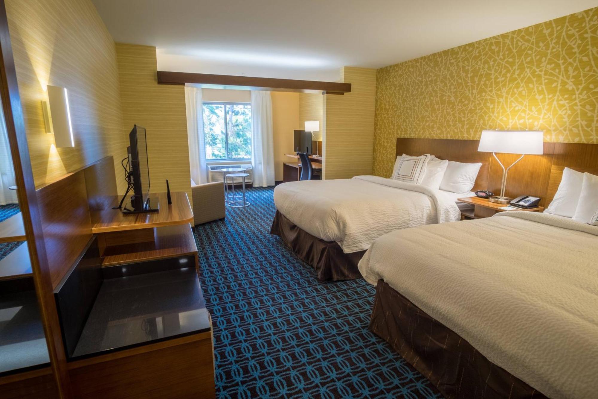 Fairfield Inn & Suites By Marriott Wisconsin Dells Lake Delton Экстерьер фото