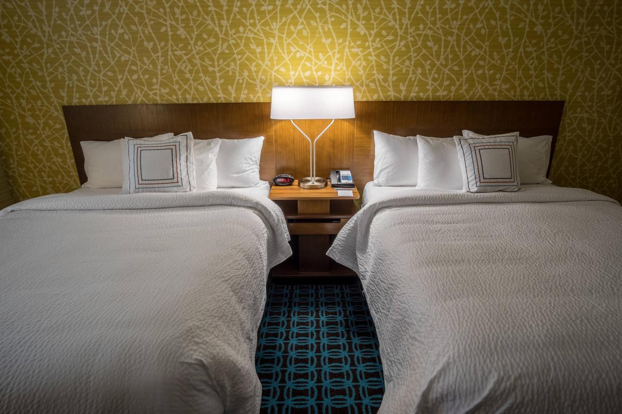 Fairfield Inn & Suites By Marriott Wisconsin Dells Lake Delton Экстерьер фото